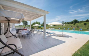 Seven-Bedroom Holiday Home in Montecastrilli